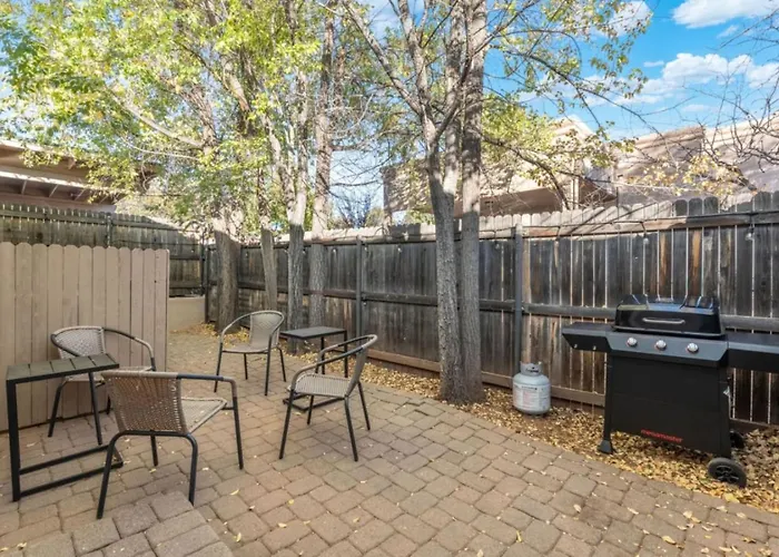 Holiday home 2br Uptown Gem With Ev Charger Sedona